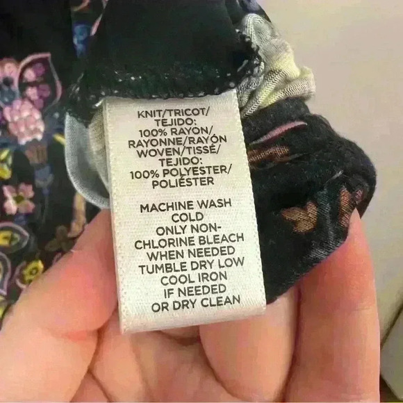 Loft sleeveless floral top size petite small - Picture 3 of 6